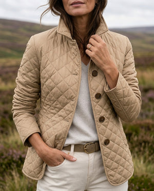 Winona quilted jacket in Khaki, worn outdoors